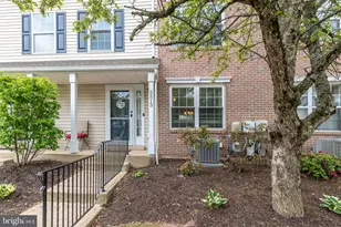 5513 Rinker Cir, Doylestown, PA 18902 - Photo 2