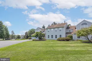 604 Cedar Hollow Dr, Yardley, PA 19067 - Photo 2