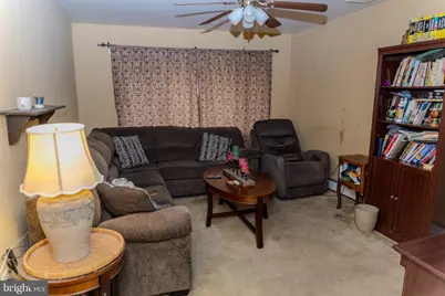 26 Plumtree Road, Levittown, PA 19056 - Photo 6