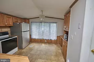 3067 Chandler Dr, Morrisville, PA 19067 - Photo 6
