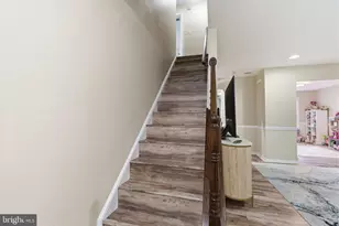 5 Locust Ln, Newtown, PA 18940 - Photo 6