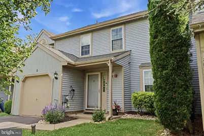 5 Locust Lane, Newtown, PA 18940 - Photo 2