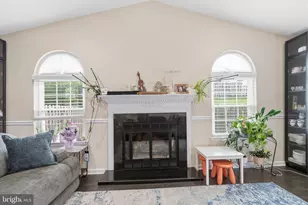 5 Locust Ln, Newtown, PA 18940 - Photo 20