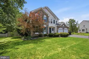 623 Coach Dr, New Hope, PA 18938 - Photo 2