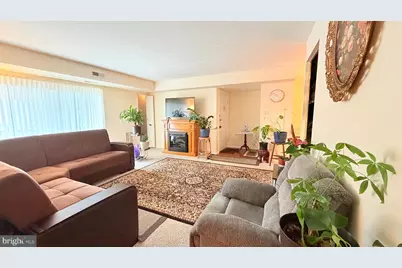 52 Oakridge Drive, Langhorne, PA 19047 - Photo 2