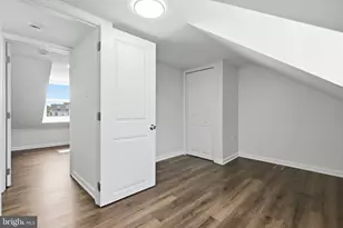 325 Wilson St, Bristol, PA 19007 - Photo 26
