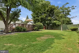 30 Hill Ave, Morrisville, PA 19067 - Photo 38