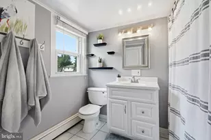 30 Hill Ave, Morrisville, PA 19067 - Photo 24