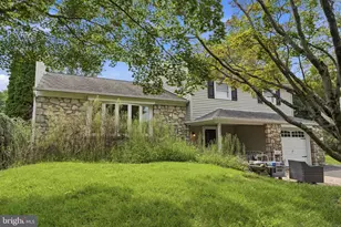 295 Doris Ave, Southampton, PA 18966 - Photo 2