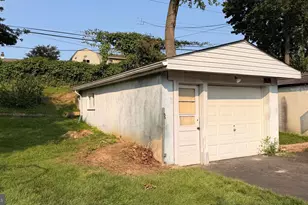 3639 Windsor Dr, Bensalem, PA 19020 - Photo 26