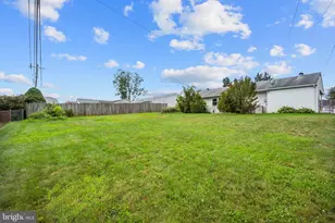 217 Suffolk Rd, Fairless Hills, PA 19030 - Photo 24