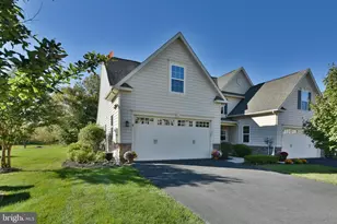 1239 Heron Ct, Quakertown, PA 18951 - Photo 1