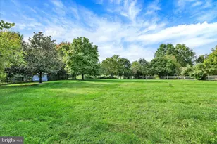 4960 Stillwater Cir, Doylestown, PA 18902 - Photo 10