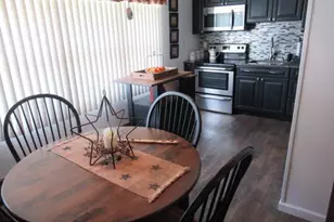 45 Queens Bridge Rd, Levittown, PA 19057 - Photo 22