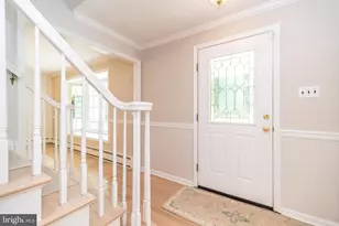 38 Chestnut Valley Dr, Doylestown, PA 18901 - Photo 2