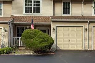 49 Cottonwood Dr, Southampton, PA 18966 - Photo 2