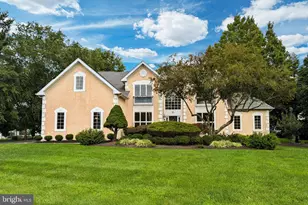 22 Pheasant Run Rd, New Hope, PA 18938 - Photo 1