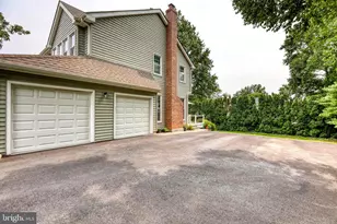 451 Knollbrook Dr, Langhorne, PA 19047 - Photo 4