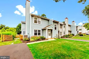 119 Carousel Cir, Chalfont, PA 18901 - Photo 2