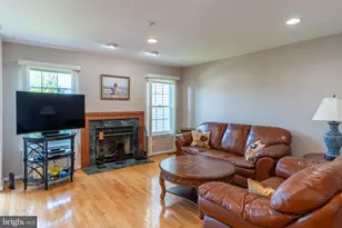 2615 Fallow Hill Ln, Jamison, PA 18929 - Photo 8
