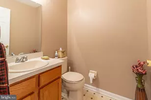 2615 Fallow Hill Ln, Jamison, PA 18929 - Photo 6