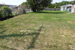 2503 Laurel Dr, Bristol, PA 19007 - Photo 28