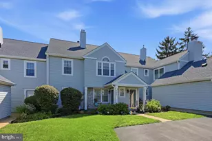 367 Independence Dr, Southampton, PA 18966 - Photo 2
