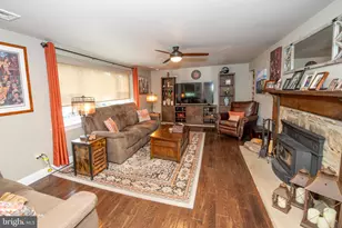 27 N Midway Ave, Feasterville-Trevose, PA 19053 - Photo 6