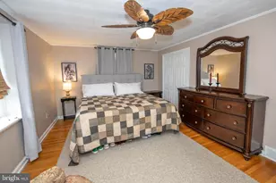 27 N Midway Ave, Feasterville-Trevose, PA 19053 - Photo 24