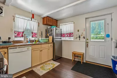 4640 Magnolia Avenue, Feasterville-Trevose, PA 19053 - Photo 16