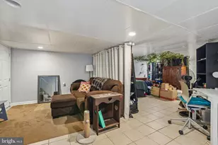 4640 Magnolia Ave, Feasterville-Trevose, PA 19053 - Photo 10