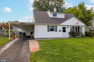 589 Doloro Dr, Morrisville, PA 19067 - Photo 2