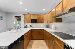 157 Chestnut Valley Dr, Doylestown, PA 18901 - Photo 18