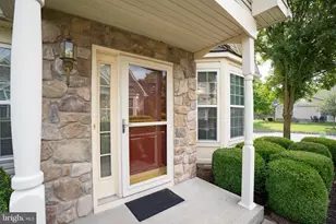 126 Fairway Dr, Warminster, PA 18974 - Photo 2