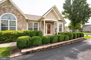 126 Fairway Dr, Warminster, PA 18974 - Photo 1
