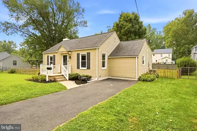 135 Longshore Avenue, Yardley, PA 19067 - Photo 1