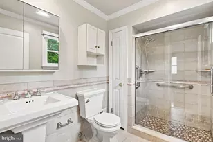 1066 Hackney Cir, Warrington, PA 18976 - Photo 4
