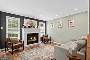 25 Sparrow Walk, Newtown, PA 18940 - Photo 10