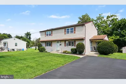 215 Maple Street, Warminster, PA 18974 - Photo 4