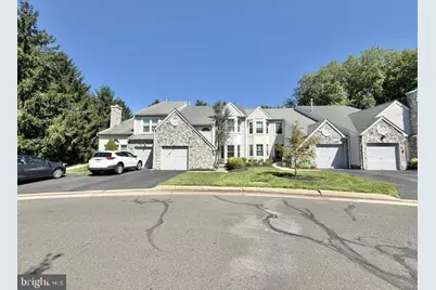 16 Martin Court, Newtown, PA 18940 - Photo 2