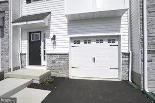 148 Bell Ct, Sellersville, PA 18960 - Photo 2