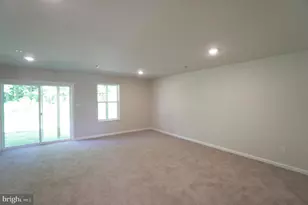 148 Bell Ct, Sellersville, PA 18960 - Photo 6