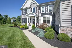 2 Oxford Ln, Doylestown, PA 18901 - Photo 8