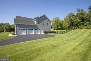 2 Oxford Ln, Doylestown, PA 18901 - Photo 62
