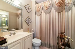 38 Shady Brook Dr, Langhorne, PA 19047 - Photo 22