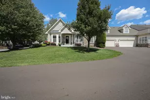38 Shady Brook Dr, Langhorne, PA 19047 - Photo 32