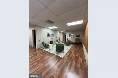 1313 S Pennsylvania Avenue, Morrisville, PA 19067 - Photo 6