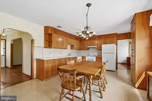 121 Eagle Rd, Newtown, PA 18940 - Photo 8