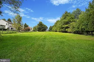 121 Eagle Rd, Newtown, PA 18940 - Photo 24
