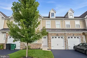 14 Ella Cir, Huntingdon Valley, PA 19006 - Photo 2